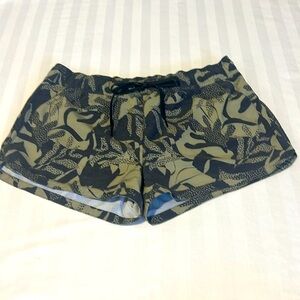 prAna black and green drawstring athletic shorts